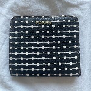 Fossil Logan Black and White Striped Small Bifold Wallet